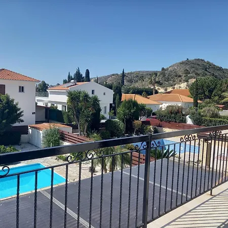 Penny Villa